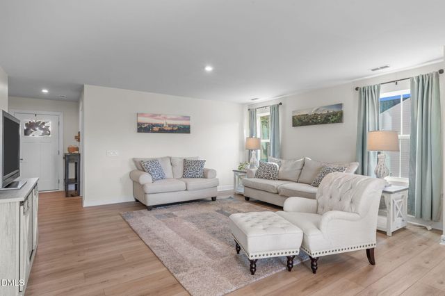 134 Clove Hitch Lane, Fuquay Varina, NC 27526