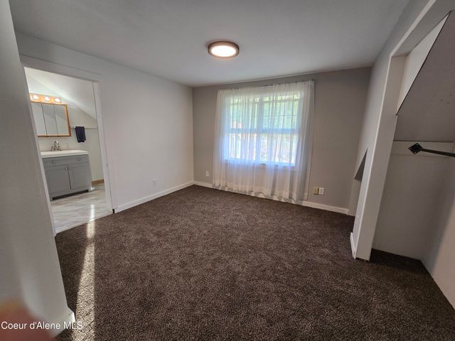 312 Park St, Mullan, ID 83846