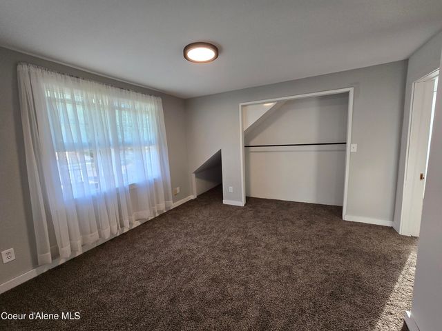312 Park St, Mullan, ID 83846
