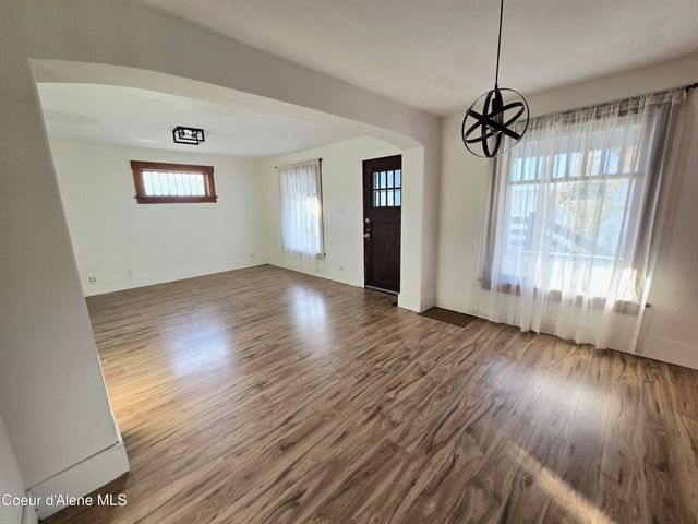 312 Park St, Mullan, ID 83846