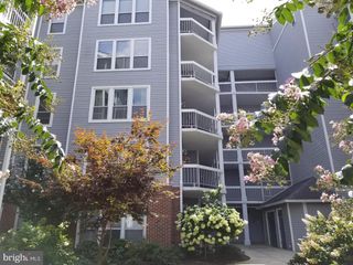 3178 SUMMIT SQUARE DR #3-B12, Oakton, VA 22124