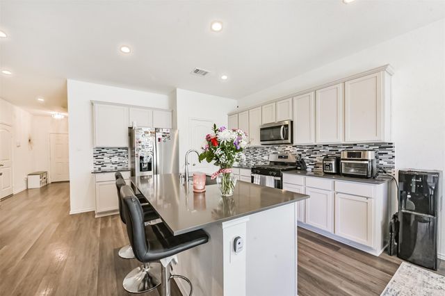 17706 Sommerset Falls Lane, Crosby, TX 77532