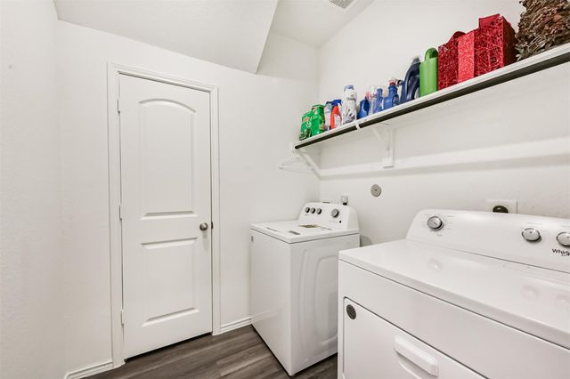 17706 Sommerset Falls Lane, Crosby, TX 77532