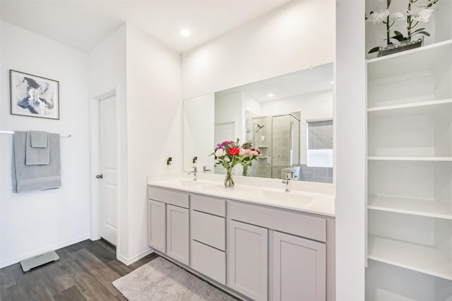 17706 Sommerset Falls Lane, Crosby, TX 77532