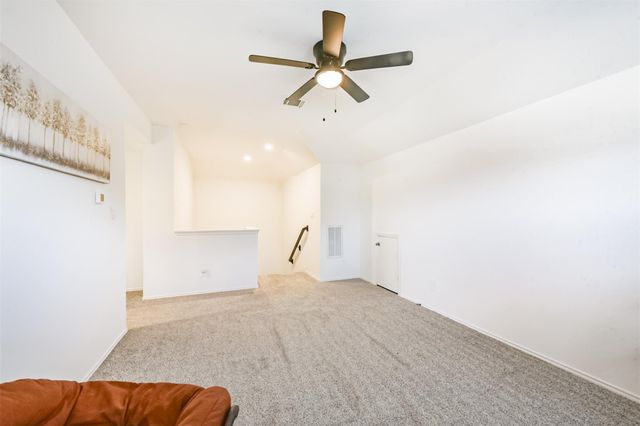 17706 Sommerset Falls Lane, Crosby, TX 77532