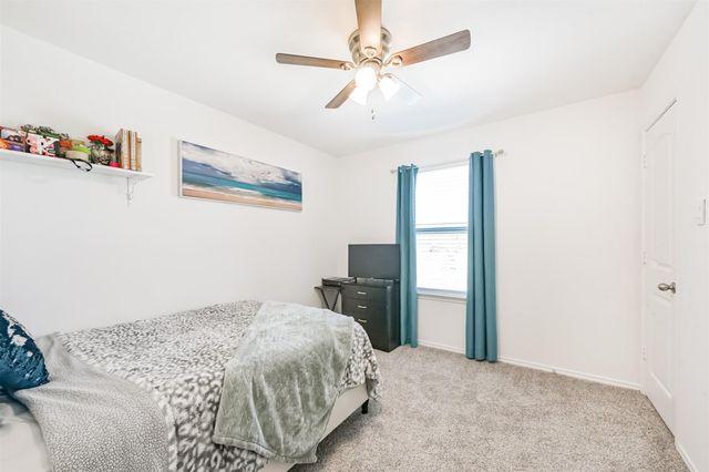 17706 Sommerset Falls Lane, Crosby, TX 77532