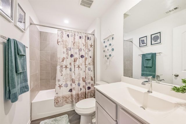 17706 Sommerset Falls Lane, Crosby, TX 77532