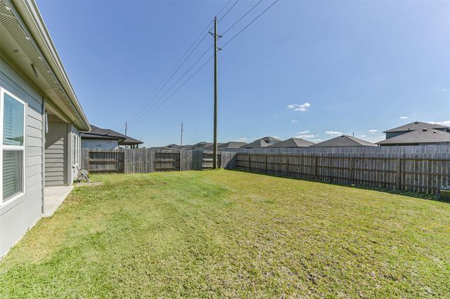 17706 Sommerset Falls Lane, Crosby, TX 77532