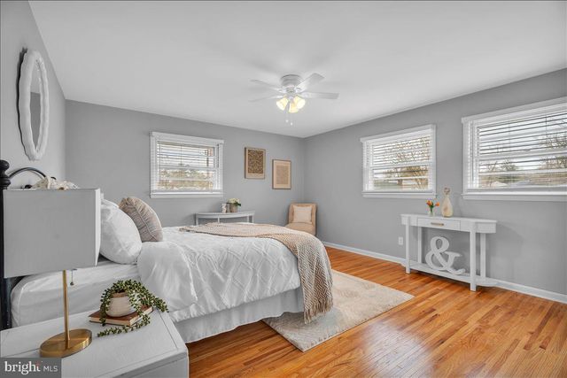 180 CHERRY TREE LN, Cherry Hill, NJ 08002