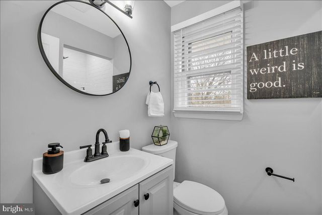 180 CHERRY TREE LN, Cherry Hill, NJ 08002