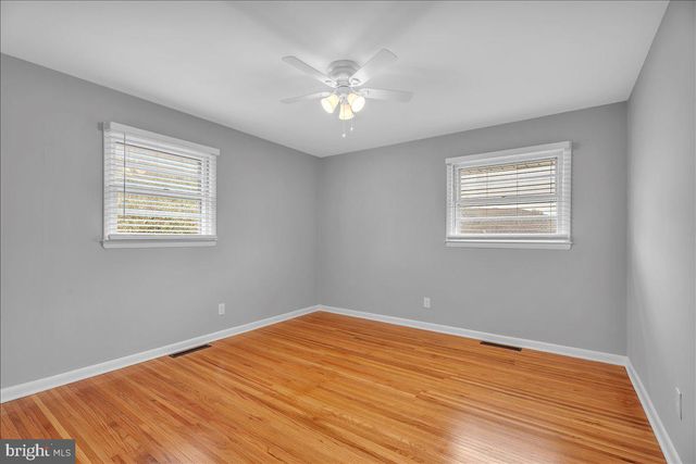 180 CHERRY TREE LN, Cherry Hill, NJ 08002