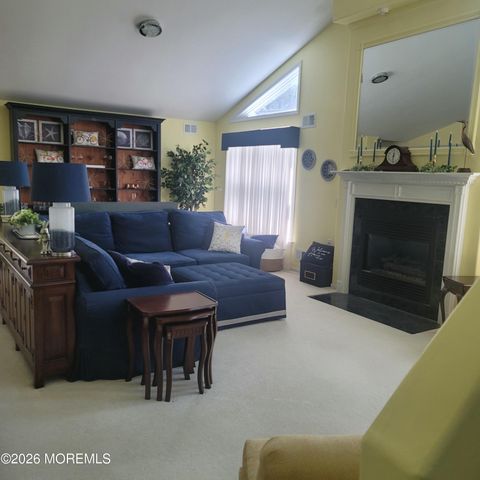 2335 Kira Court, Toms River, NJ 08755