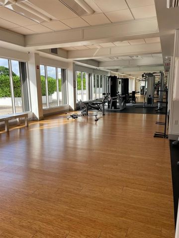 2851 NE 183rd St 509E, Aventura, FL 33160