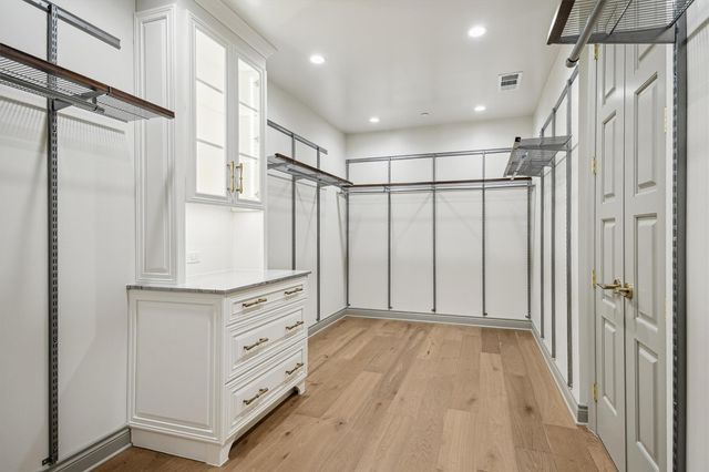 1717 Bissonnet Street 807, Houston, TX 77005