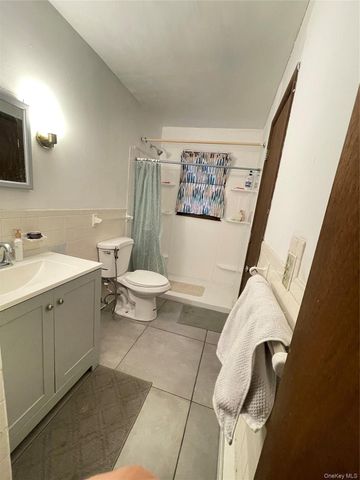 8 Albie Drive, Hyde Park, NY 12538