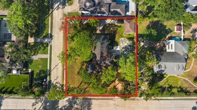 8206 Westview Drive, Houston, TX 77055