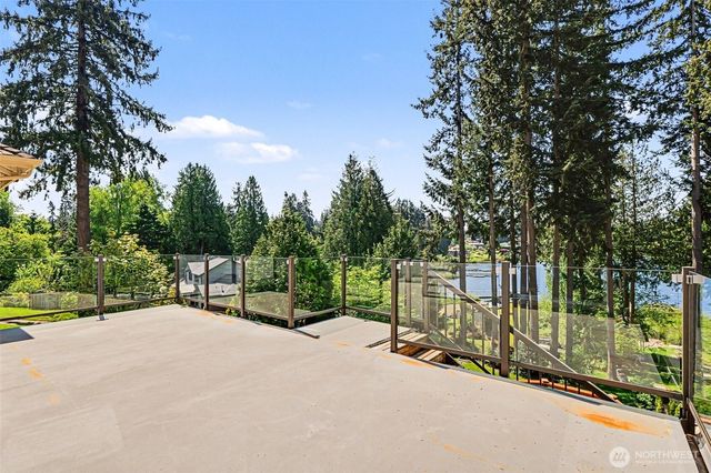 1300 N Lake Stickney, Lynnwood, WA 98087