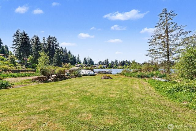1300 N Lake Stickney, Lynnwood, WA 98087