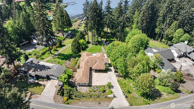 1300 N Lake Stickney, Lynnwood, WA 98087