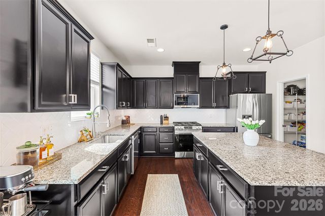 1426 Kings Grove Drive, York, SC 29745