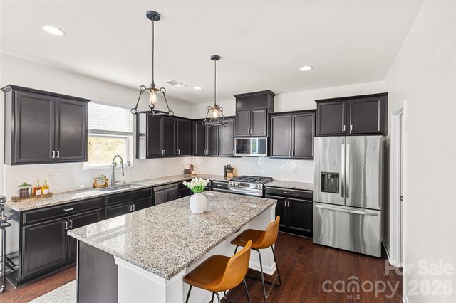 1426 Kings Grove Drive, York, SC 29745