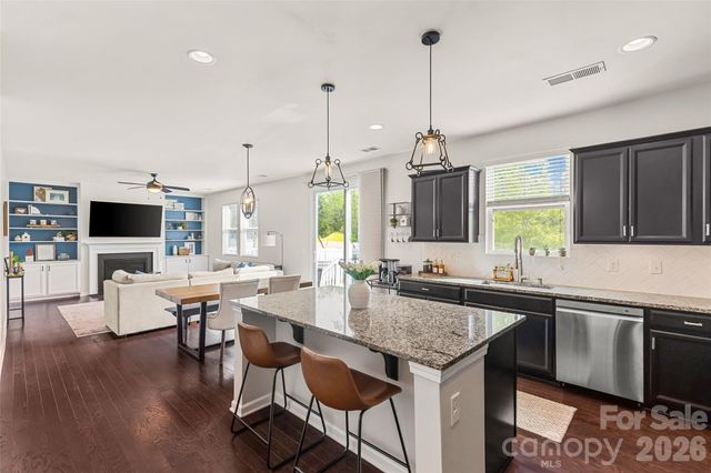 1426 Kings Grove Drive, York, SC 29745