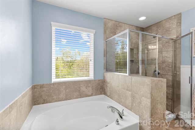 1426 Kings Grove Drive, York, SC 29745