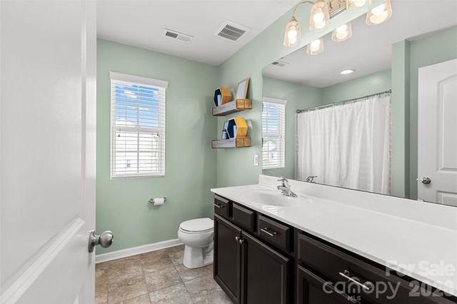 1426 Kings Grove Drive, York, SC 29745