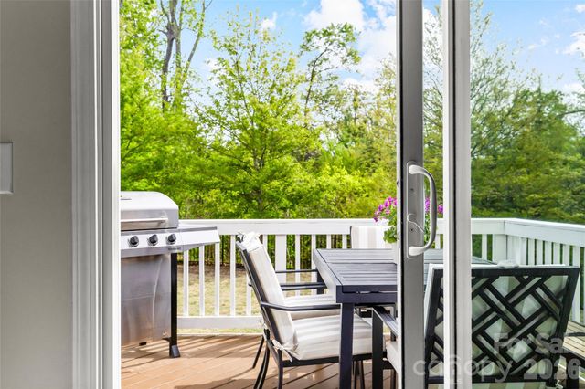1426 Kings Grove Drive, York, SC 29745