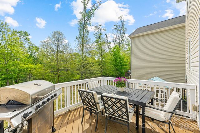 1426 Kings Grove Drive, York, SC 29745