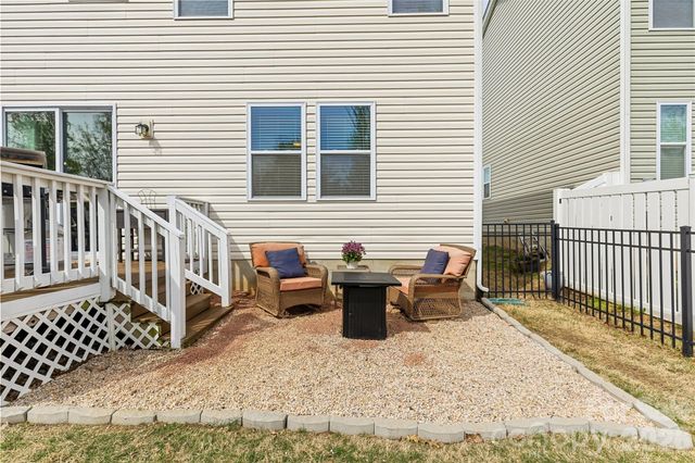 1426 Kings Grove Drive, York, SC 29745