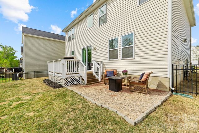 1426 Kings Grove Drive, York, SC 29745