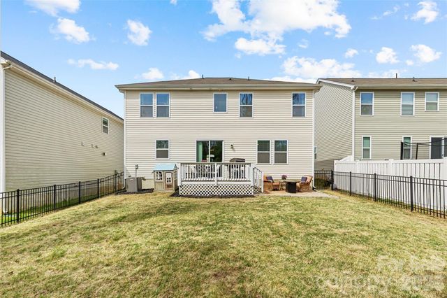 1426 Kings Grove Drive, York, SC 29745