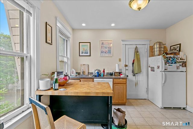 106 Lawrence Street 1, New Haven, CT 06511