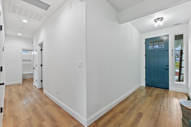 19377 Lake California Drive, Cottonwood, CA 96022