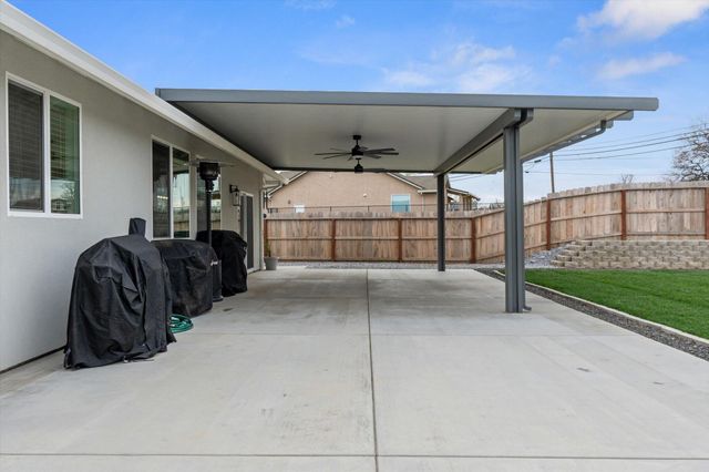 19377 Lake California Drive, Cottonwood, CA 96022