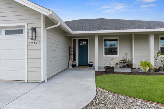 19377 Lake California Drive, Cottonwood, CA 96022