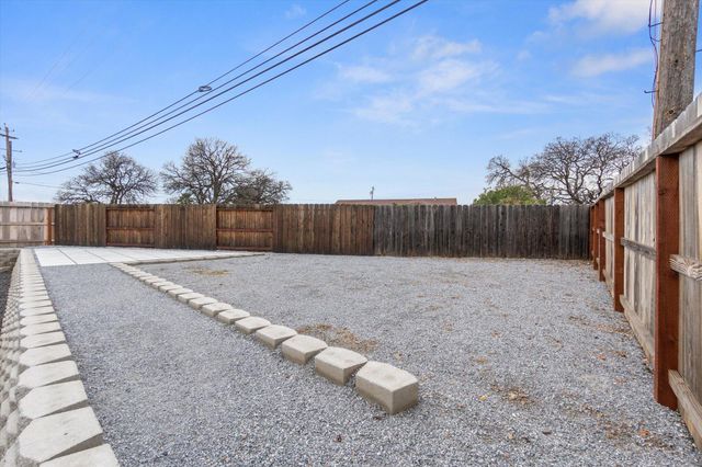 19377 Lake California Drive, Cottonwood, CA 96022