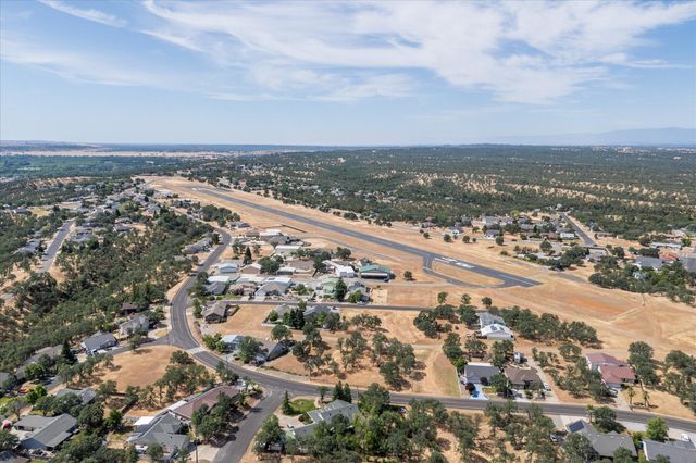 19377 Lake California Drive, Cottonwood, CA 96022