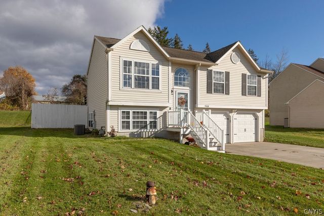 9418 Birch Tree Road, Cicero, NY 13029
