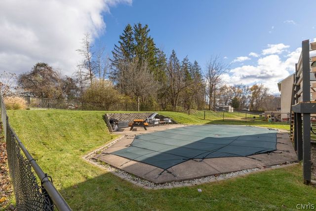 9418 Birch Tree Road, Cicero, NY 13029