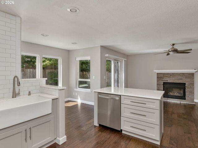 7610 Sw GEARHART Dr, Beaverton, OR 97007
