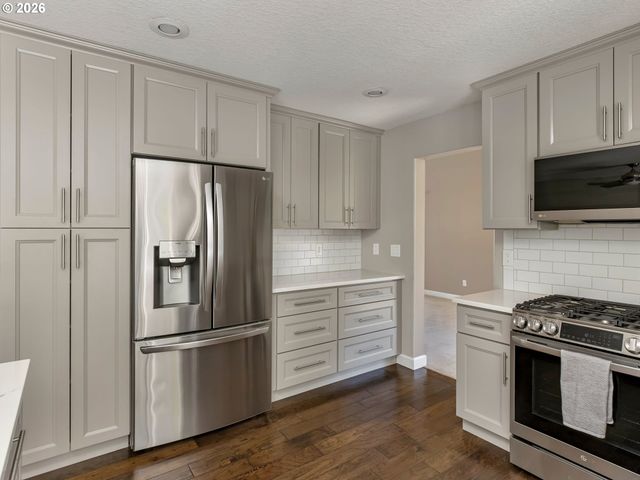 7610 Sw GEARHART Dr, Beaverton, OR 97007