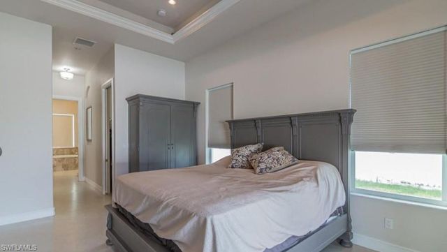 538 Eastwood DR, Naples, FL 34110