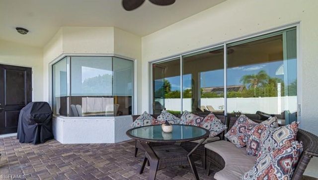 538 Eastwood DR, Naples, FL 34110