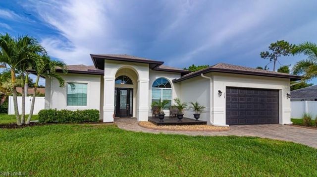 538 Eastwood DR, Naples, FL 34110