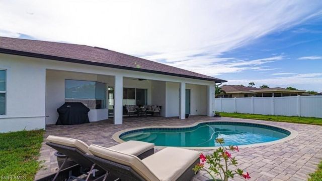 538 Eastwood DR, Naples, FL 34110