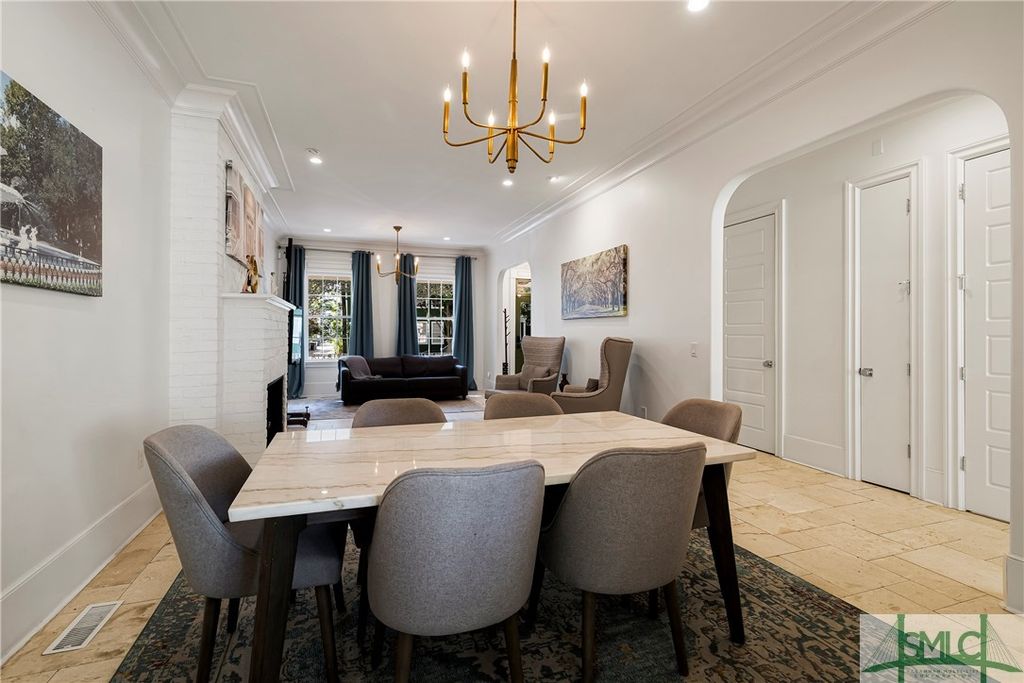 Image 11 of property listing at 52-56 E Broad Street, Savannah, GA 31401