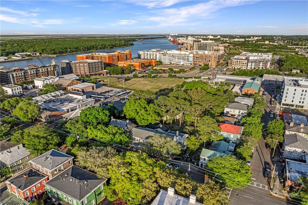 Image 43 of property listing at 52-56 E Broad Street, Savannah, GA 31401