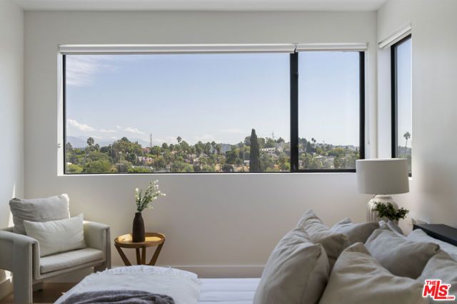 3223 Rowena Avenue, Los Angeles, CA 90027